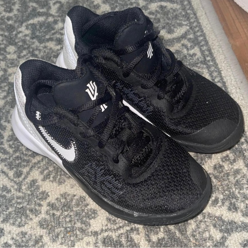 Boys nike shoes